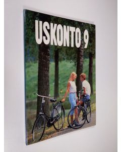 Kirjailijan Tapio Ahokallio käytetty kirja Uskonto 9