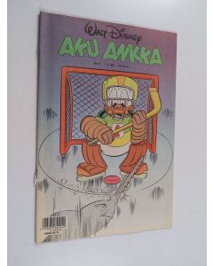 käytetty teos Aku Ankka N:o 10/1990