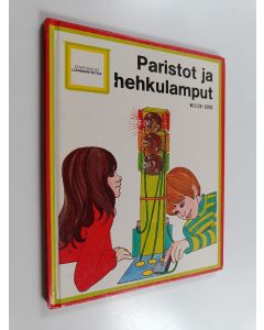 Kirjailijan Albert James käytetty kirja Paristot ja hehkulamput