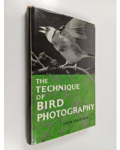 Kirjailijan John Warham käytetty kirja The Technique of Bird Photography