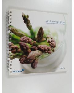 käytetty teos Ainutlaatuinen elämys : kauden kattaus -menun reseptit