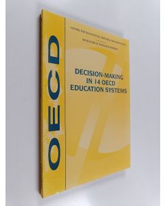 käytetty kirja Decision-making in 14 OECD education systems