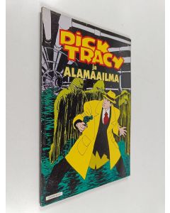 Kirjailijan John Moore käytetty kirja Dick Tracy ja alamaailma