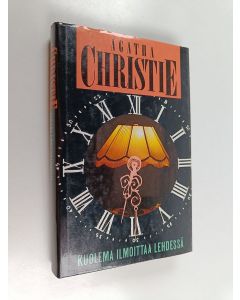 Kirjailijan Agatha Christie käytetty kirja Kuolema ilmoittaa lehdessä