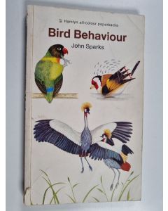 Kirjailijan John Sparks käytetty kirja Bird Behaviour