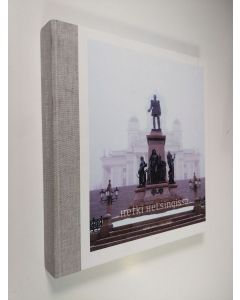 Kirjailijan Katja Hagelstam käytetty kirja Hetki Helsingissä