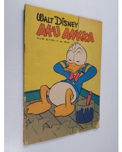 Kirjailijan Walt Disney käytetty teos Aku Ankka 38/1961