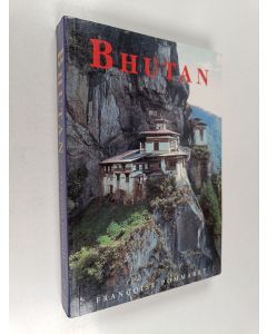 Kirjailijan Françoise Pommaret käytetty kirja Bhutan