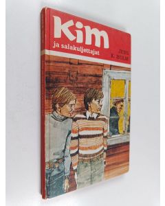 Kirjailijan Jens K. Holm käytetty kirja Kim ja salakuljettajat