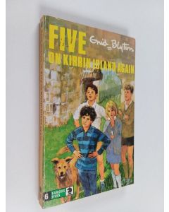 Kirjailijan Enid Blyton käytetty kirja Five on Kirrin Island Again