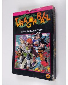 Kirjailijan Akira Toriyama käytetty kirja Uuden sankarin synty