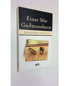Kirjailijan Einar Mar Gudmundsson käytetty kirja Jalanjäljet taivaalla