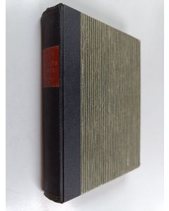 Kirjailijan Martti Ulkuniemi käytetty kirja Tykistö taistelussa - patterinpäällikön muistelmia kevyen patteriston vaiheista, 1939-1940, 1941-1944