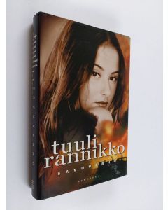 Kirjailijan Tuuli Rannikko käytetty kirja Savuverho