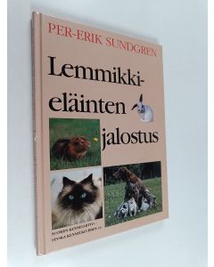 Kirjailijan Per-Erik Sundgren käytetty kirja Lemmikkieläinten jalostus