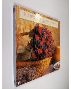 Tekijän Sirkka-Liisa Sjöblom  käytetty kirja 30 kuivakukkasommitelmaa : kaunista koti kukkasin (ERINOMAINEN)