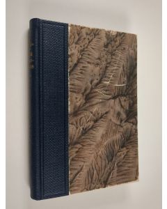 Kirjailijan Aukusti Oravala käytetty kirja Pyhä Fransiskus