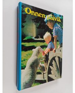 Kirjailijan Arthur S. Maxwell käytetty kirja Onnen päiviä 1