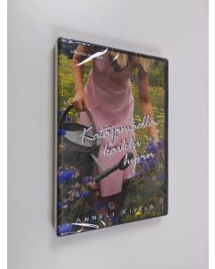 Kirjailijan Anneli Kivelä uusi teos Katajamäellä kaikki hyvin (mp3-cd) (ERINOMAINEN)