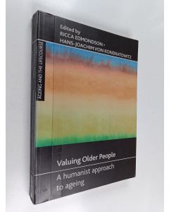 käytetty kirja Valuing older people : a humanist approach to ageing