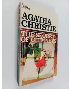 Kirjailijan Agatha Christie käytetty kirja The secret of Chimneys