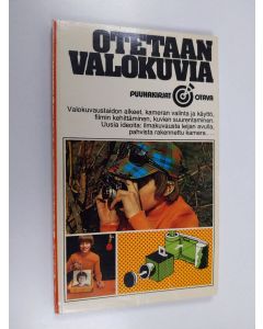 Kirjailijan Sophie Laverriere käytetty kirja Otetaan valokuvia