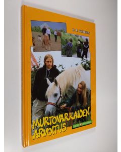 Kirjailijan R. E Toresen käytetty kirja Murtovarkaiden arvoitus