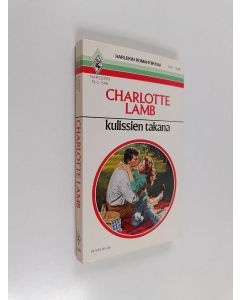Kirjailijan Charlotte Lamb käytetty kirja Kulissien takana