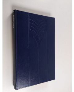 Kirjailijan Agatha Christie käytetty kirja Seitsemän kellon salaisuus