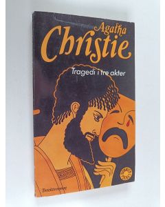 Kirjailijan Agatha Christie k&auml;ytetty kirja Tragedi i tre akter