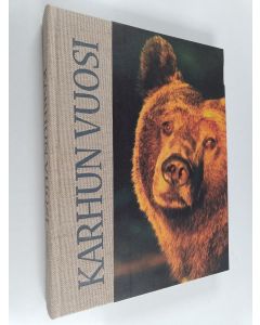 käytetty kirja Karhun vuosi