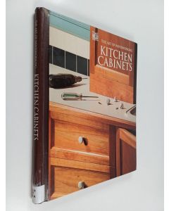 Kirjailijan Time-Life Books käytetty teos Kitchen Cabinets