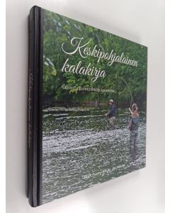Kirjailijan Lauri Tuomi-Nikula käytetty kirja Keskipohjalainen kalakirja : kalaan ja luontoretkille kotivesille!