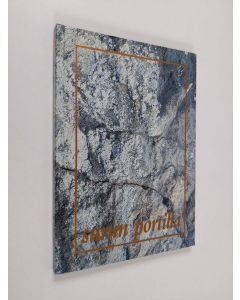 Kirjailijan Leena Järvenpää käytetty kirja Surun portilla