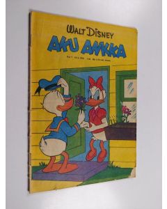 Kirjailijan Walt Disney käytetty teos Aku Ankka 7/1976