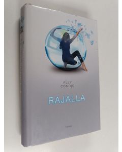 Kirjailijan Ally Condie käytetty kirja Rajalla