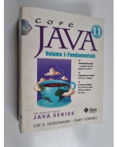 Kirjailijan Cay S. Horstmann käytetty kirja Core Java 1.1, Volume 1 - Fundamentals