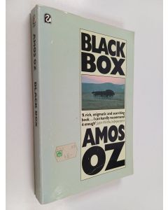 Kirjailijan Amos Oz käytetty kirja Black Box