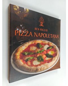 Kirjailijan Ben Riccio käytetty kirja Pizza napoletana