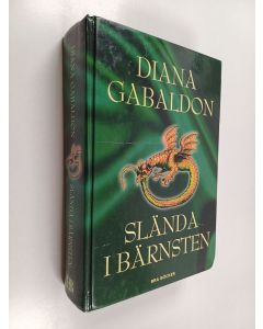 Kirjailijan Diana Gabaldon käytetty kirja Slända i bärnsten