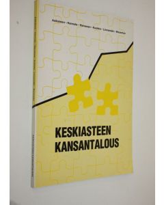 Kirjailijan Jaakko ym. Asikainen käytetty kirja Keskiasteen kansantalous