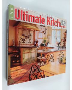 Kirjailijan Publications International, Limited & Mary Wynn Ryan käytetty kirja The Ultimate Kitchen