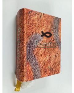 käytetty kirja Pyhä Raamattu (2005, käännös 1992)