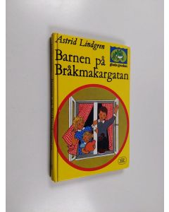 Kirjailijan Astrid Lindgren käytetty kirja Barnen på Bråkmakargatan