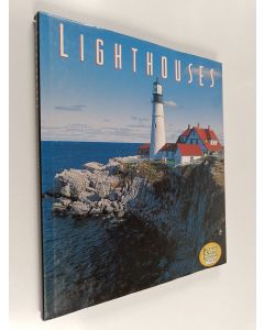 Tekijän Francis Ross Holland  käytetty kirja Lighthouses