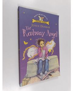 Kirjailijan Joyce Dunbar käytetty kirja The Railway Angel