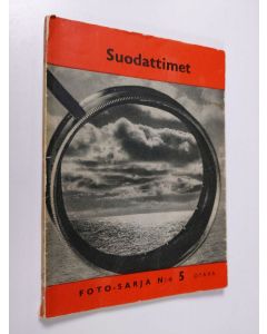 Kirjailijan C. I. Jacobson käytetty kirja Suodattimet