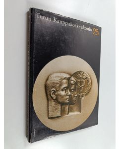 Kirjailijan Tauno Perälä käytetty kirja Turun kauppakorkeakoulu 1950-1975