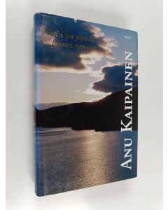 Kirjailijan Anu Kaipainen käytetty kirja Kuin on pitkät pilven rannat : tarvittavin paikoin runsaan kirjallisen vapauden kuvittama kertomus Mateli Kuivalattaren, Kantelettaren muusan ja Suomen ensimmäisen tunnetun naislyyrikon yksinäisestä elämästä