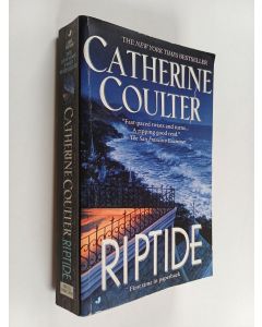 Kirjailijan Catherine Coulter käytetty kirja Riptide